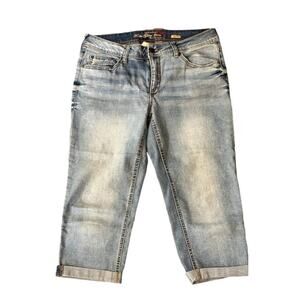 Faded Glory Women's Mid-Rise Stretch 20" Inseam Capri Jeans Cuffed Hem | Size 14